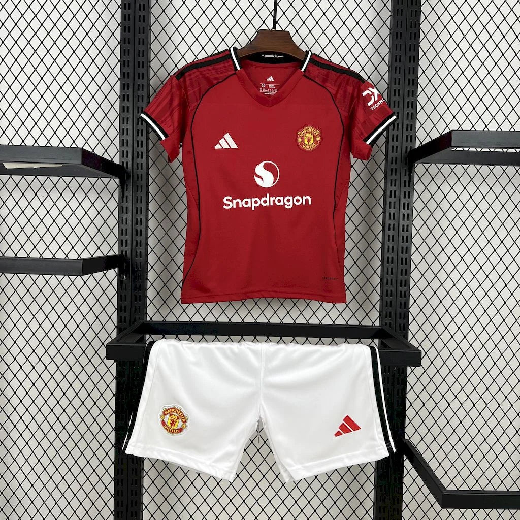 2025/2026 Manchester United Home Football Shirt with Shorts