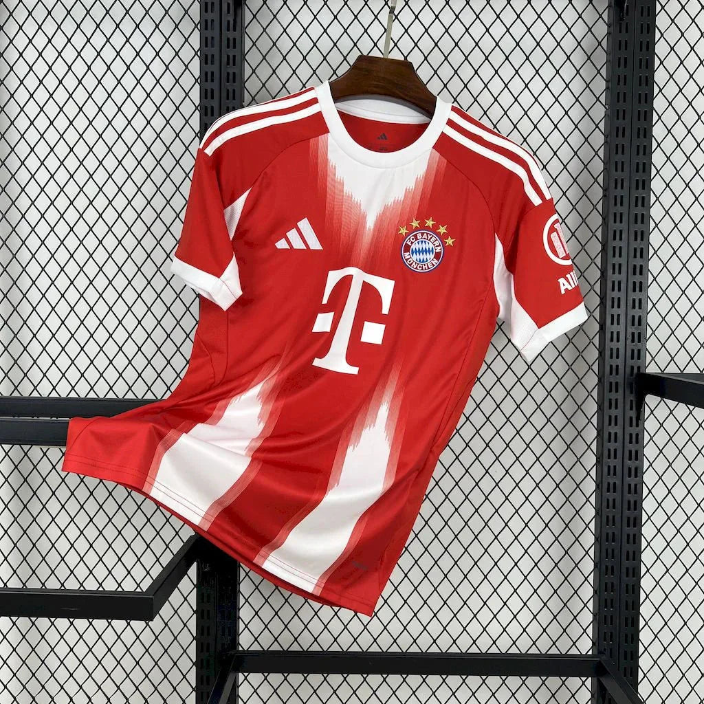 2025/2026 Bayern Munchen Home Football Shirt