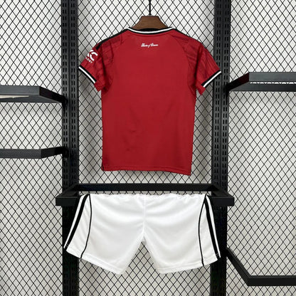 2025/2026 Manchester United Home Football Shirt with Shorts