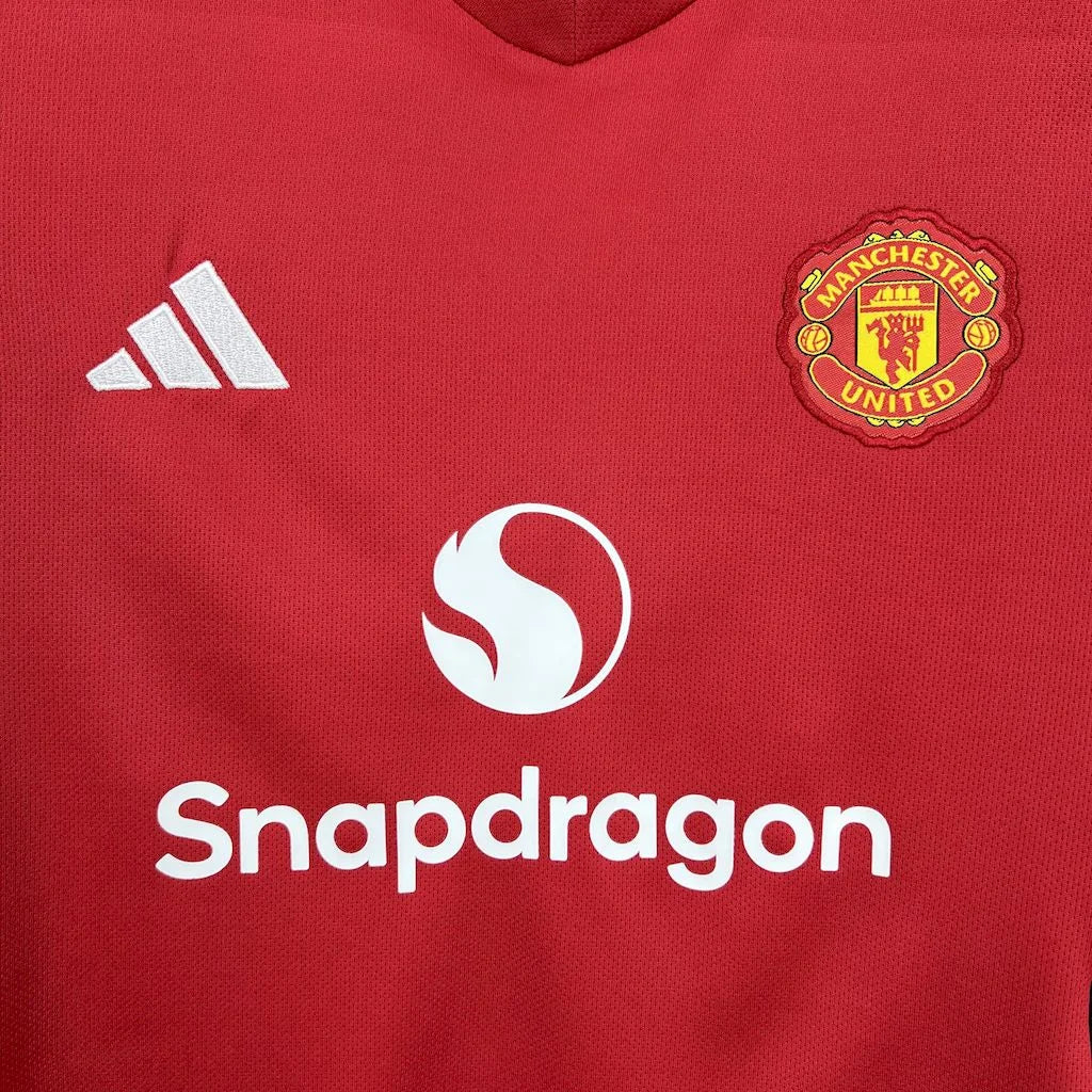 2025/2026 Manchester United Home Football Shirt with Shorts