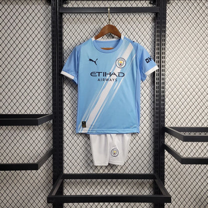 2025/2026 Manchester City Home Football Shirt with Shorts