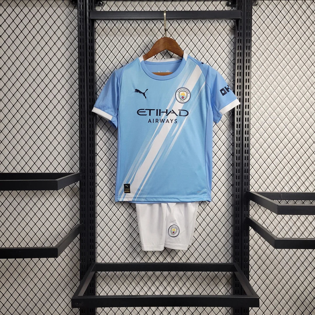 2025/2026 Manchester City Home Football Shirt with Shorts