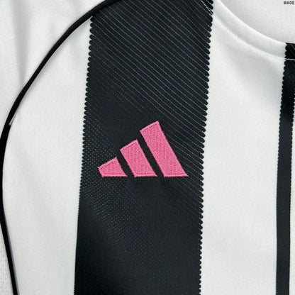 2025/2026 Juventus Home Football Shirt with Shorts