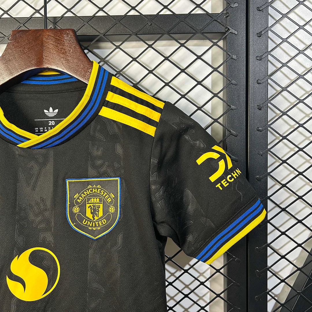2025/2026 Manchester United Third Away Football Shirt with Shorts