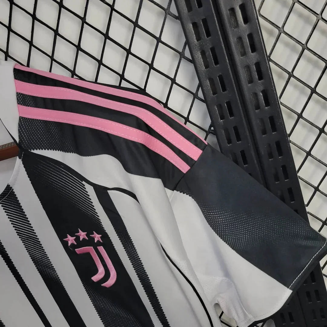 2025/2026 Juventus Home Football Shirt