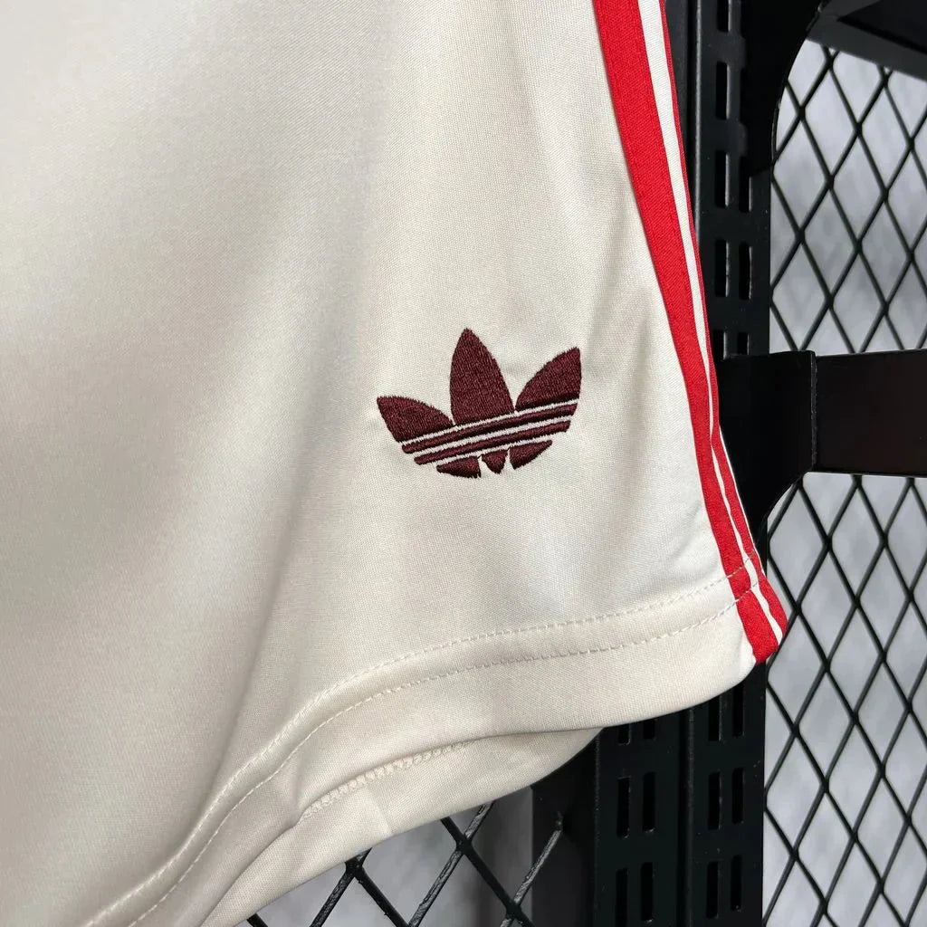 2024/2025 Bayern Munchen Third Away Shorts 1:1 Thai Quality