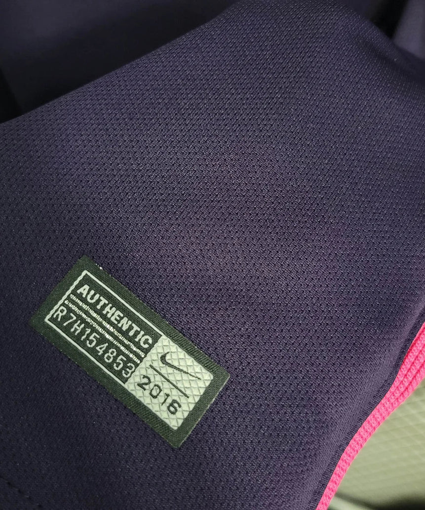 2016/2017 Retro Barcelona Away Football Shirt 1:1 Thai Quality