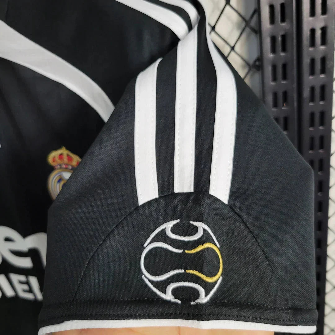 2006/2007 Retro Real Madrid Away