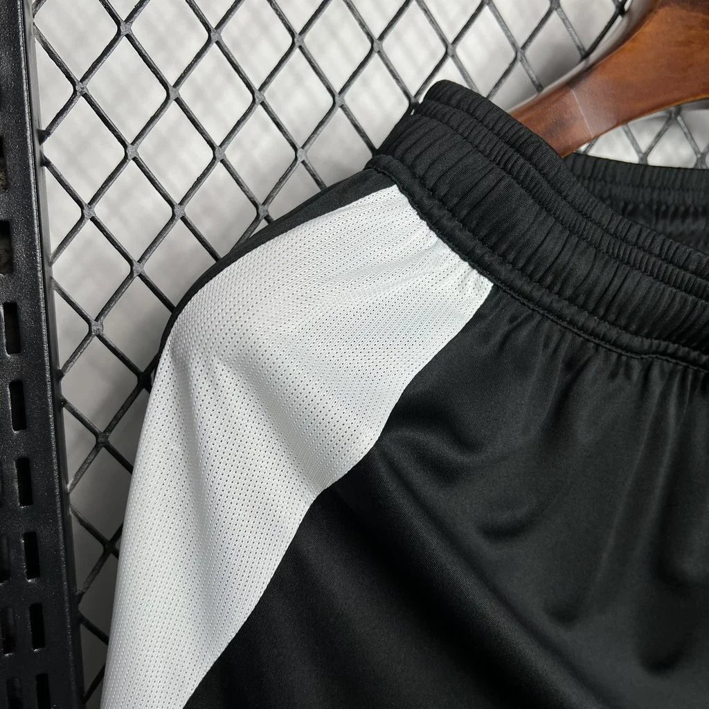 2024/2025 Juventus Home Black Shorts 1:1 Thai Quality